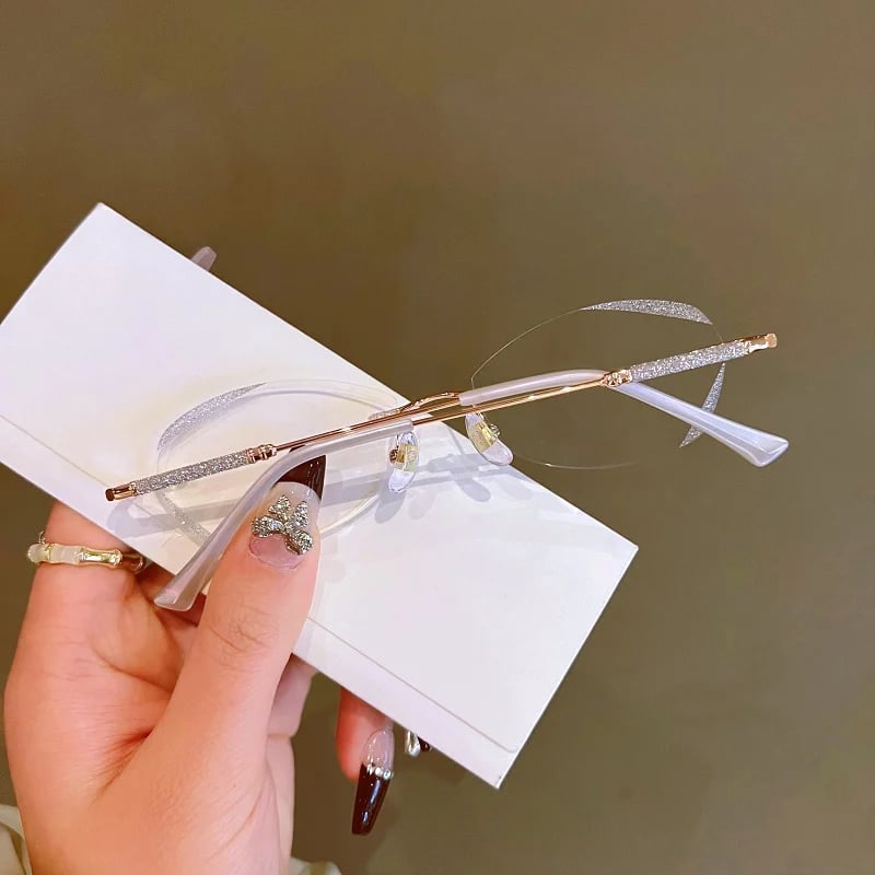 女性用ダイヤモンドリムレスブルーライトカット老眼メガネ⭐