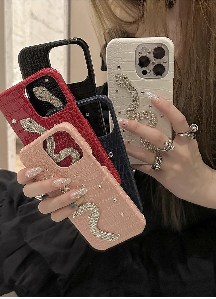 ラインストーンヘビ付きスマホケース