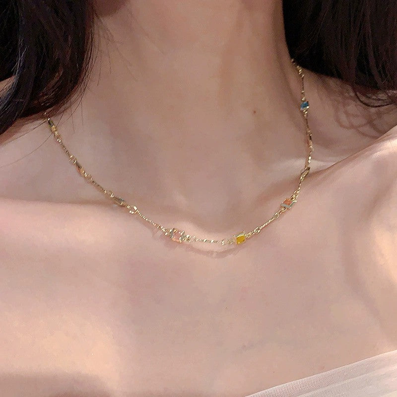 おしゃれなカラーストーンスクエアネックレス