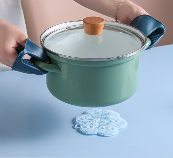 火傷防止用のキッチン用品